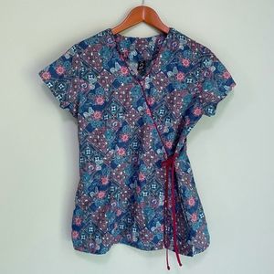 Barco Patterned Scrub Top - Sz M
